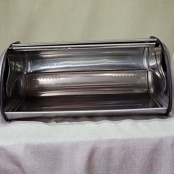 Aluminum Bread Box.  17” Long. 9” Deep - Picture 5 of 7